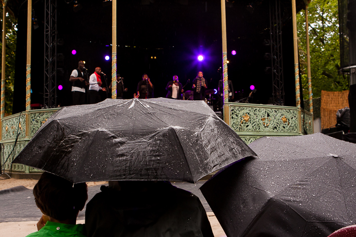 Boterhammen in het Park - dag 2 - Karavan: ArnoQuins @ Warandepark, foto 4, foto's door Alex Wyckmans - FrontView Magazine