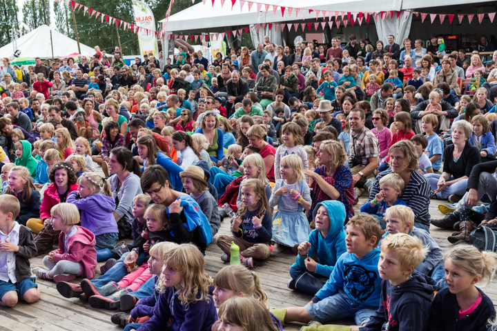 Sfeer, Animatie & Publieksfoto's @ Boombal Lovendegem Dag 4, foto 6, foto's door Guy Danneels - FrontView Magazine