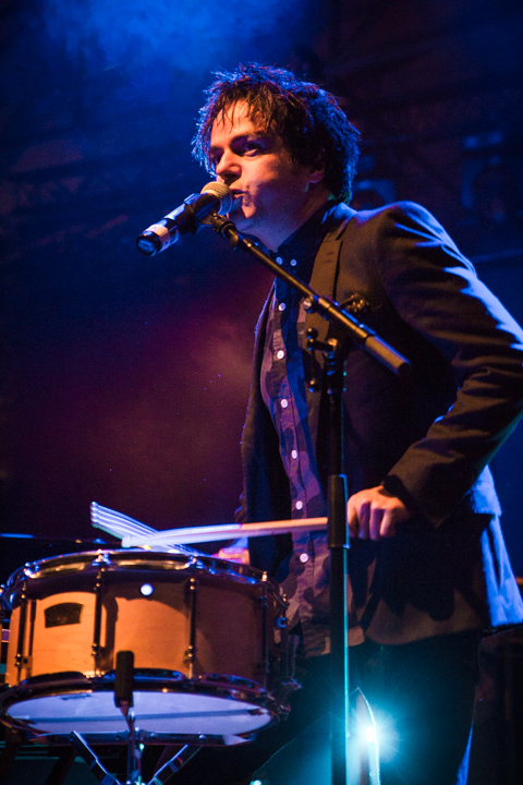 Jamie Cullum @ Rivierenhof, picture 1, photographed by Tom Stessens - FrontView Magazine