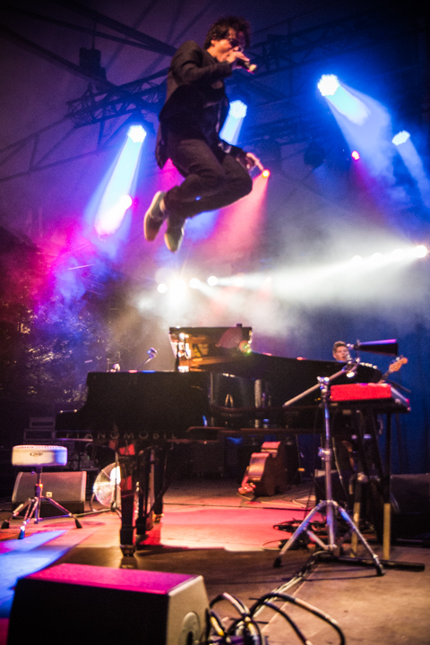 Jamie Cullum @ Rivierenhof, picture 4, photographed by Tom Stessens - FrontView Magazine