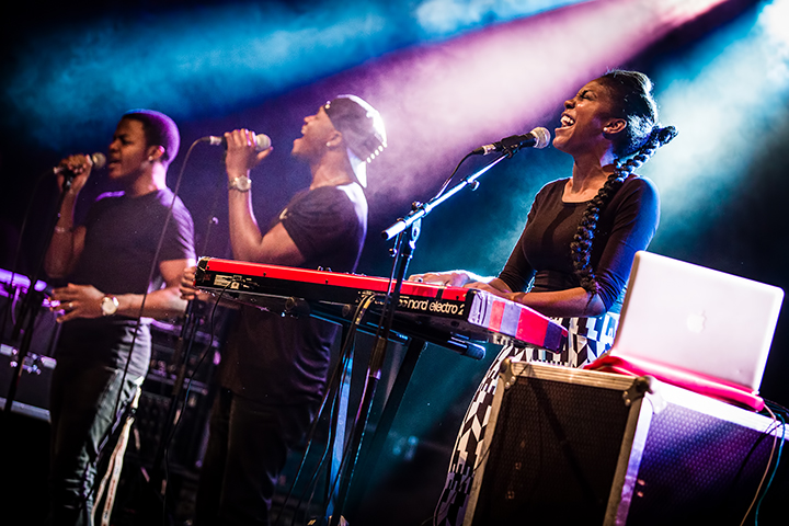 Billie Kawende @ Maanrock 2014, picture 8, photographed by Elke Briers - FrontView Magazine
