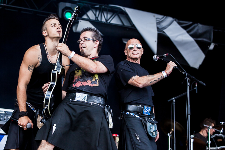 Black Tartan Clan @ Masters@ Rock 2014, picture 17, photographed by Dorien Goetschalckx - FrontView Magazine