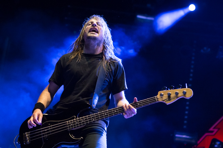 Airbourne @ Masters@ Rock 2014, foto 8, foto's door Dorien Goetschalckx - FrontView Magazine