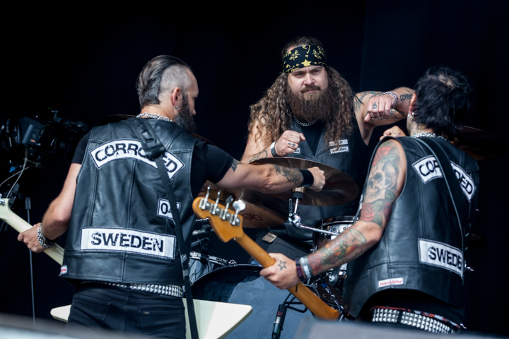 Corroded @ Masters@ Rock 2014, picture 1, photographed by Dorien Goetschalckx - FrontView Magazine