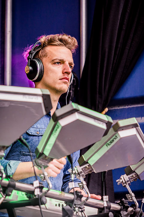 Feest podium - dag 2 @ Maanrock 2014, picture 6, photographed by Elke Briers - FrontView Magazine