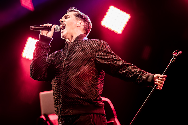 Sam Sparro @ Maanrock 2014, picture 6, photographed by Elke Briers - FrontView Magazine