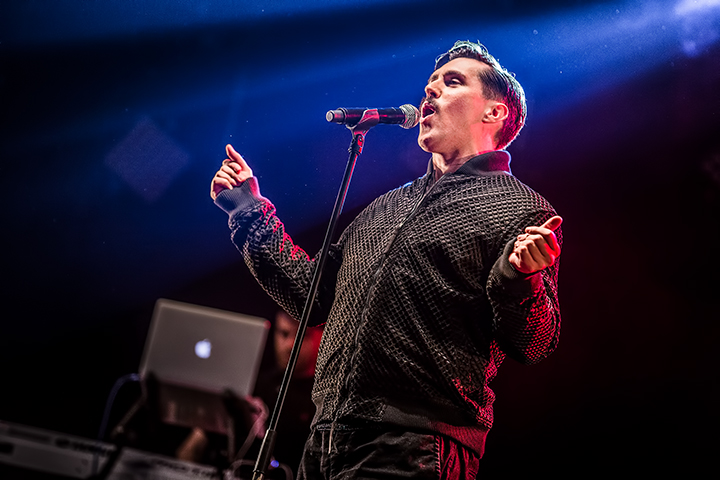 Sam Sparro @ Maanrock 2014, picture 8, photographed by Elke Briers - FrontView Magazine