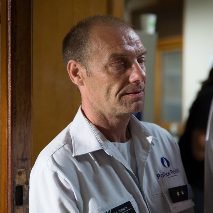 Setbezoek verfilming: "Black" @ Colignonplein Schaarbeek, foto 62, foto's door Guy Danneels - FrontView Magazine
