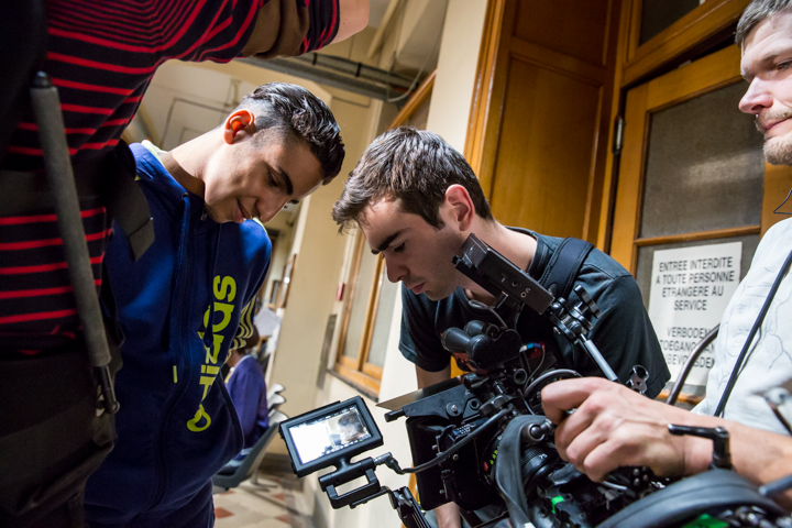 Setbezoek verfilming: "Black" @ Colignonplein Schaarbeek, foto 87, foto's door Guy Danneels - FrontView Magazine