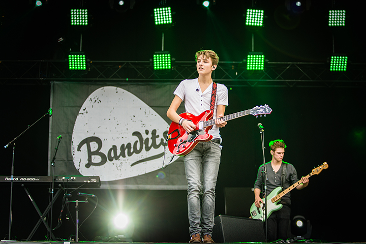Bandits @ Maanrock 2014, foto 12, foto's door Elke Briers - FrontView Magazine