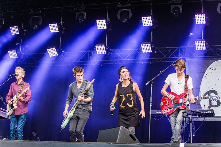 Bandits @ Maanrock 2014, foto 18, foto's door Elke Briers - FrontView Magazine