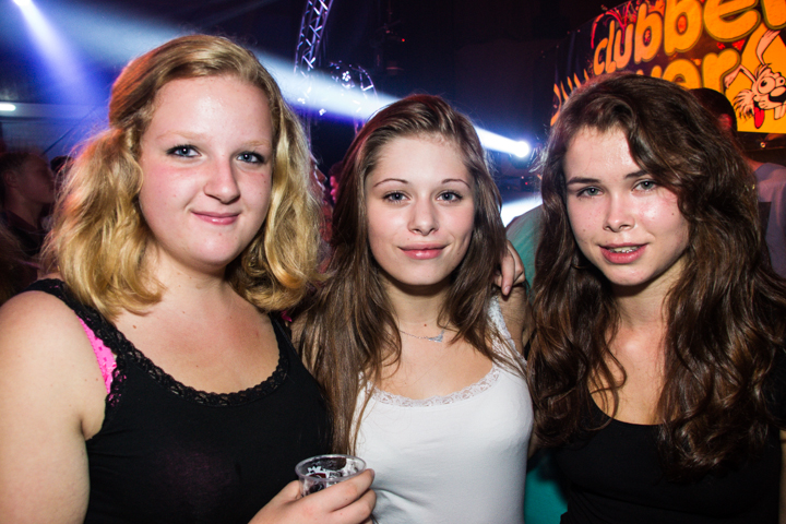 Clubber Fever Summer Edition @ Hulshout, picture 4, photographed by Tom Van Tongerloo - FrontView Magazine