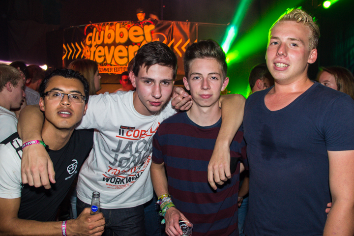 Clubber Fever Summer Edition @ Hulshout, picture 17, photographed by Tom Van Tongerloo - FrontView Magazine
