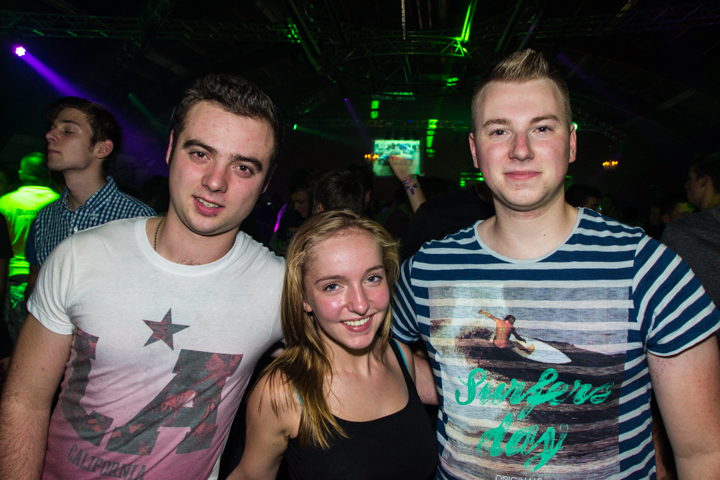 Clubber Fever Summer Edition @ Hulshout, picture 21, photographed by Tom Van Tongerloo - FrontView Magazine