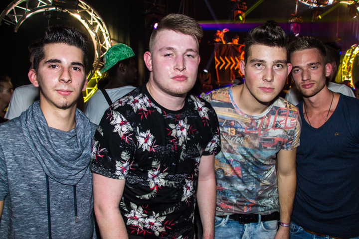 Clubber Fever Summer Edition @ Hulshout, picture 51, photographed by Tom Van Tongerloo - FrontView Magazine