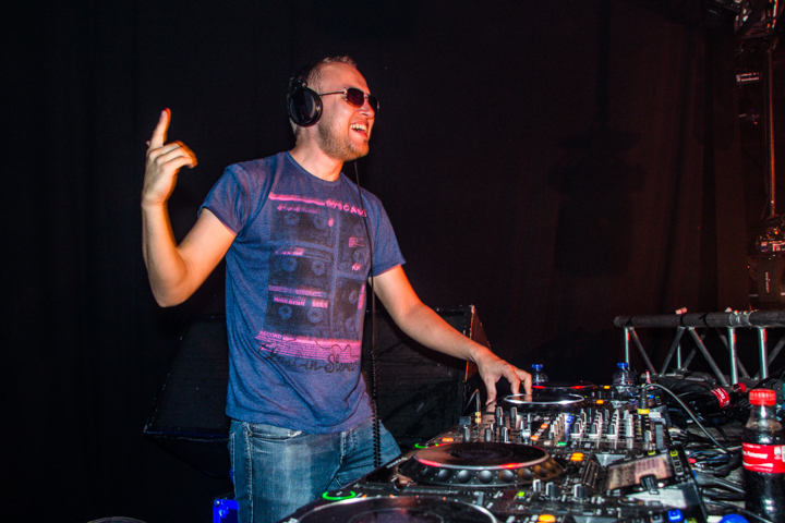 Clubber Fever Summer Edition @ Hulshout, picture 85, photographed by Tom Van Tongerloo - FrontView Magazine