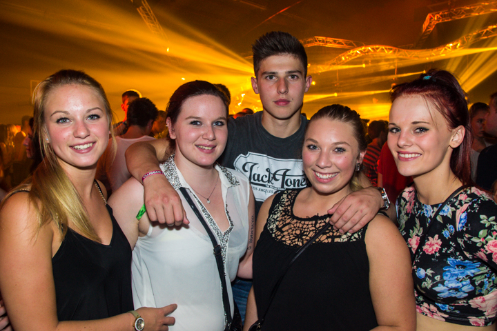 Clubber Fever Summer Edition @ Hulshout, picture 100, photographed by Tom Van Tongerloo - FrontView Magazine