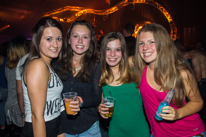 Clubber Fever Summer Edition @ Hulshout, picture 103, photographed by Tom Van Tongerloo - FrontView Magazine