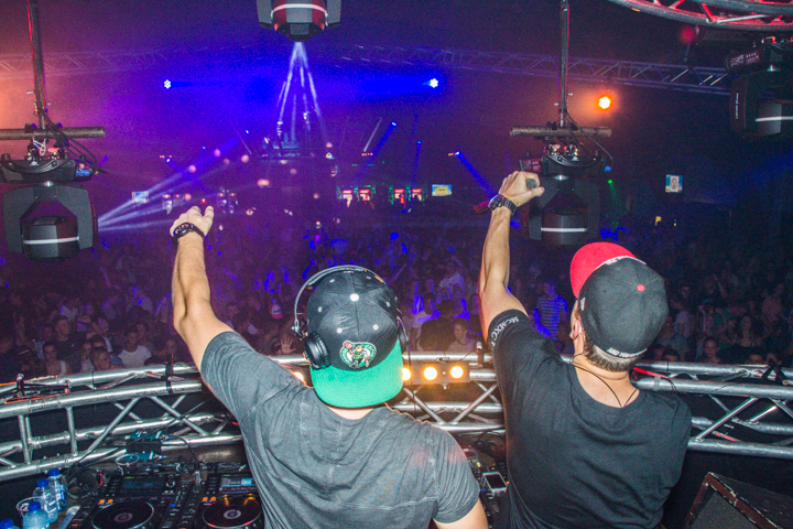 Clubber Fever Summer Edition @ Hulshout, picture 128, photographed by Tom Van Tongerloo - FrontView Magazine