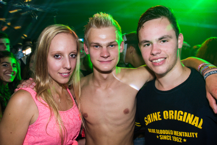 Clubber Fever Summer Edition @ Hulshout, picture 161, photographed by Tom Van Tongerloo - FrontView Magazine
