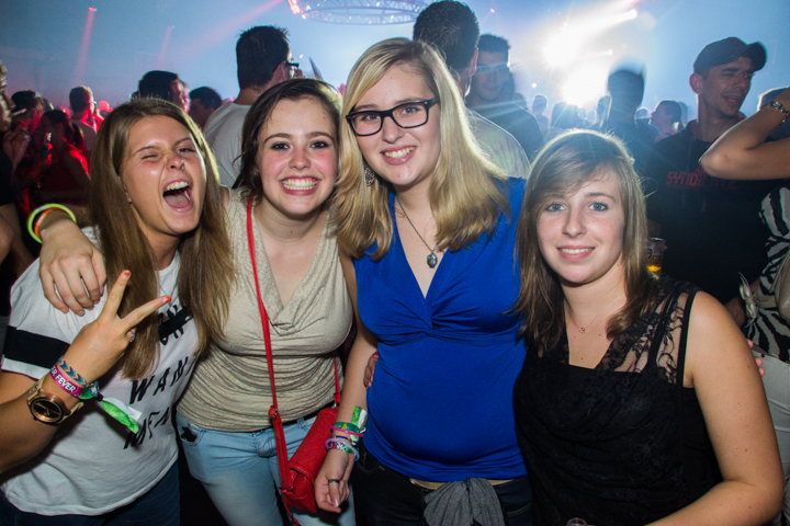 Clubber Fever Summer Edition @ Hulshout, picture 179, photographed by Tom Van Tongerloo - FrontView Magazine