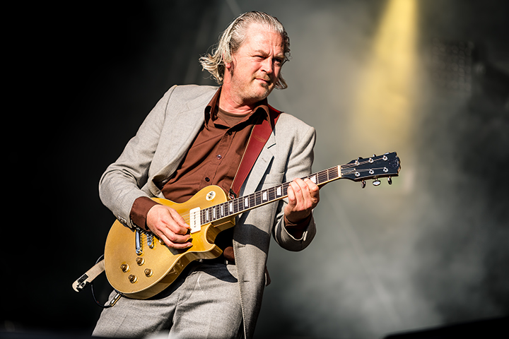 Flip Kowlier @ Maanrock 2014, picture 7, photographed by Elke Briers - FrontView Magazine