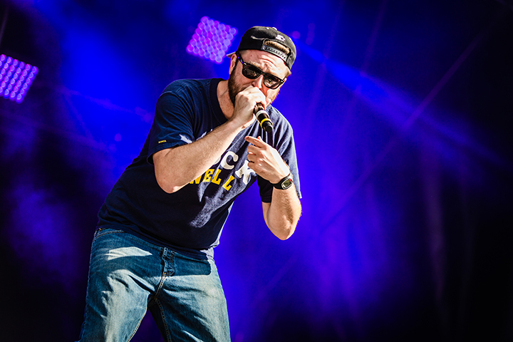 Halve Neuro @ Maanrock 2014, picture 10, photographed by Elke Briers - FrontView Magazine