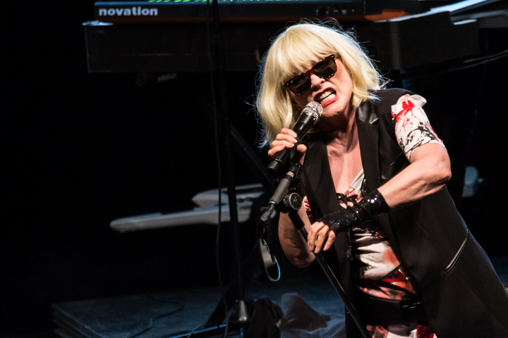 Blondie @ OLT Rivierenhof, picture 5, photographed by Dorien Goetschalckx - FrontView Magazine