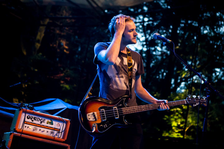 DVKES @ OLT Rivierenhof, picture 2, photographed by Dorien Goetschalckx - FrontView Magazine