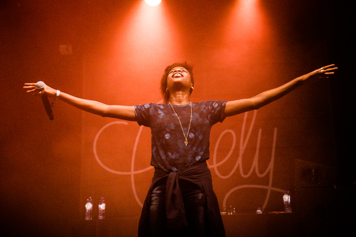 Coely @ Crammerock 2014, picture 2, photographed by Tom Stessens - FrontView Magazine