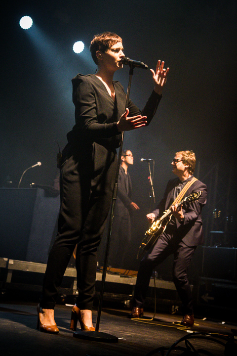Hooverphonic @ Crammerock 2014, picture 6, photographed by Tom Stessens - FrontView Magazine