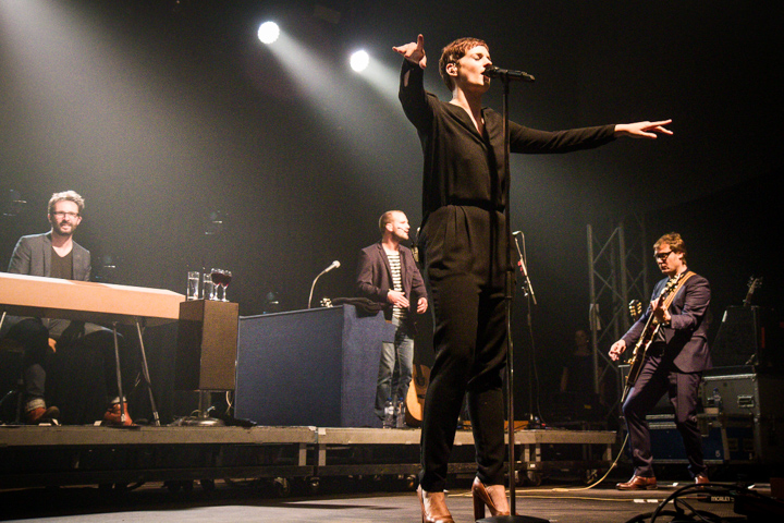 Hooverphonic @ Crammerock 2014, picture 8, photographed by Tom Stessens - FrontView Magazine