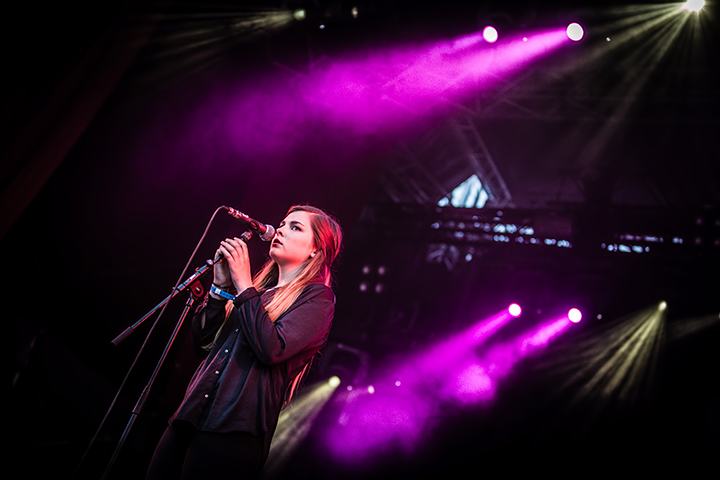 I Will I Swear @ Villa Pace 2014, picture 1, photographed by Elke Briers - FrontView Magazine