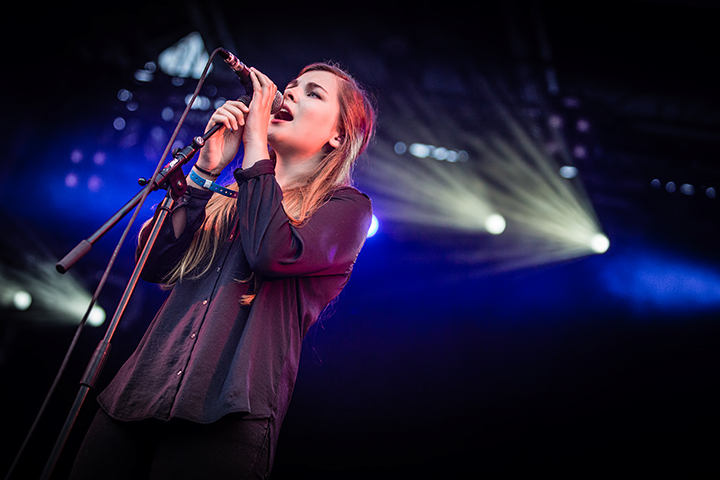 I Will I Swear @ Villa Pace 2014, picture 4, photographed by Elke Briers - FrontView Magazine