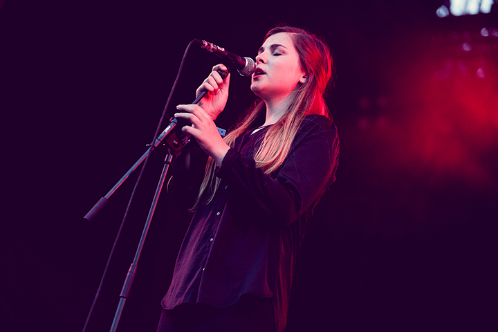 I Will I Swear @ Villa Pace 2014, picture 8, photographed by Elke Briers - FrontView Magazine