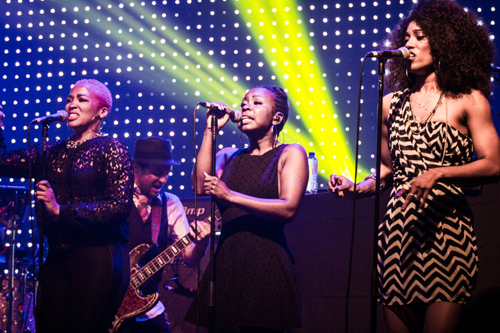 Ms. Lauryn Hill @ Crammerock 2014, picture 3, photographed by Tom Stessens - FrontView Magazine
