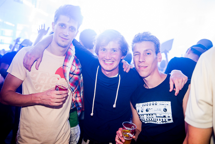 Laundry Day 2014 deel 3, foto 26, foto's door Youri Vanlommel, Charlotte Meuldermans - FrontView Magazine