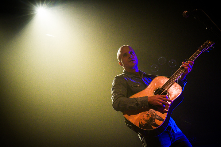 Milow @ Crammerock 2014, foto 3, foto's door Tom Stessens - FrontView Magazine