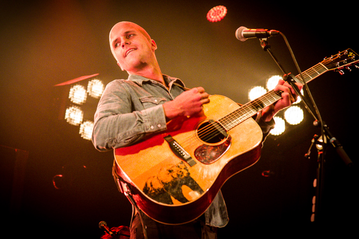 Milow @ Crammerock 2014, foto 9, foto's door Tom Stessens - FrontView Magazine