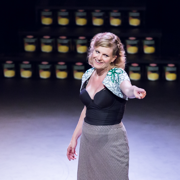 Nele Goossens: " 't Zal wel zijn " @ Fakkelteater, picture 40, photographed by Guy Danneels - FrontView Magazine