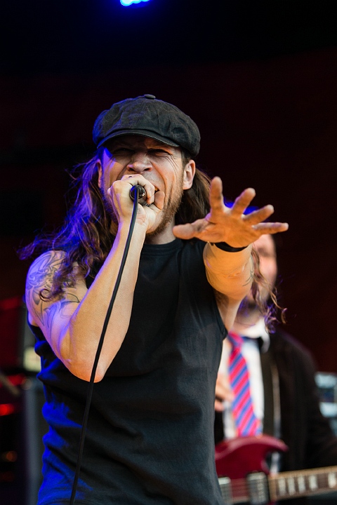 Iese Daase @ OlensFest 2014, picture 20, photographed by Edwin Houdevelt - FrontView Magazine