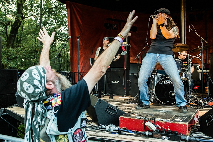 Iese Daase @ OlensFest 2014, picture 30, photographed by Edwin Houdevelt - FrontView Magazine