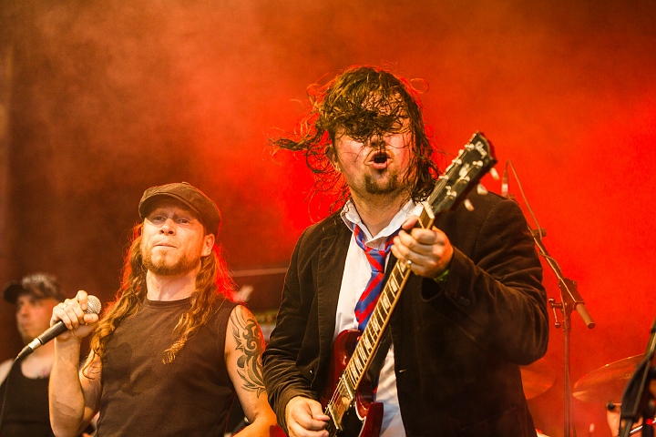 Iese Daase @ OlensFest 2014, picture 45, photographed by Edwin Houdevelt - FrontView Magazine