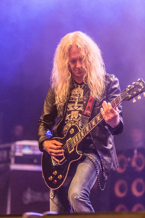 Saxon @ OlensFest 2014, foto 8, foto's door Edwin Houdevelt - FrontView Magazine