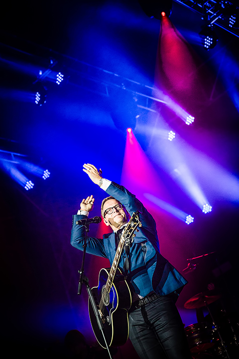 Guus Meeuwis @ Parkfestival Coevorden 2014, picture 4, photographed by Elke Briers - FrontView Magazine