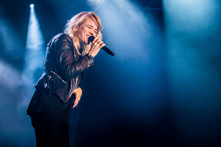 Ilse DeLange @ Parkfestival Coevorden 2014, foto 7, foto's door Elke Briers - FrontView Magazine
