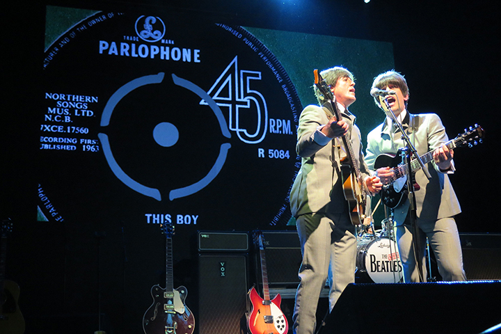 The Bootleg Beatles @ AB, picture 4, photographed by Pascal Liagre - FrontView Magazine
