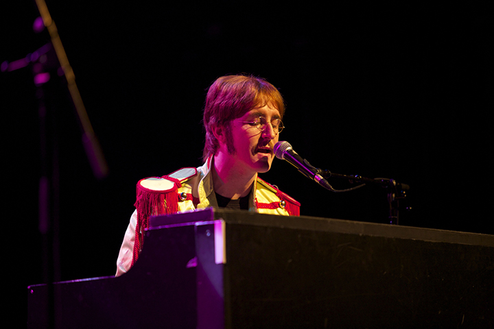 The Bootleg Beatles @ AB, picture 7, photographed by Pascal Liagre - FrontView Magazine