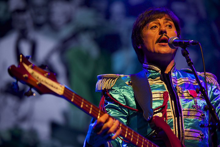 The Bootleg Beatles @ AB, picture 10, photographed by Pascal Liagre - FrontView Magazine