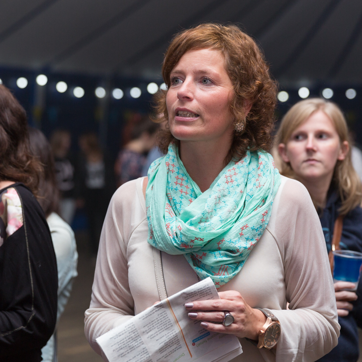 Vlaanderen Zingt 2014 - Sfeerbeelden @ Merksem, picture 13, photographed by Guy Danneels - FrontView Magazine